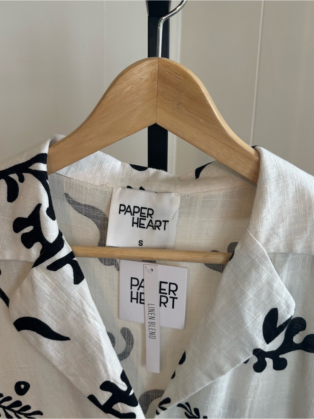 Paper Heart Floral Print Popover Blouse Black Cream Boxy Womens S NWT Camp Shirt